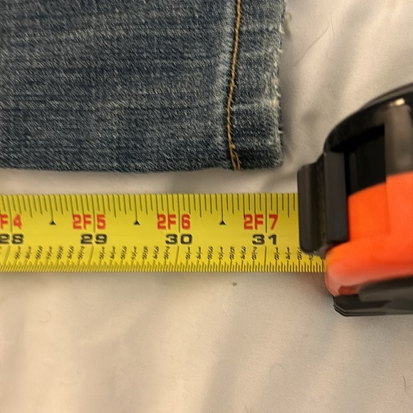 Size 9 candies blue jeans with steel button adornments - Picture 5 of 14